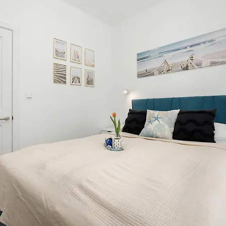 Klimatyzowany Z Balkonem I Parkingiem By Renters