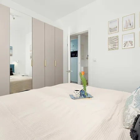 Apartamento Klimatyzowany Z Balkonem I Parkingiem By Renters