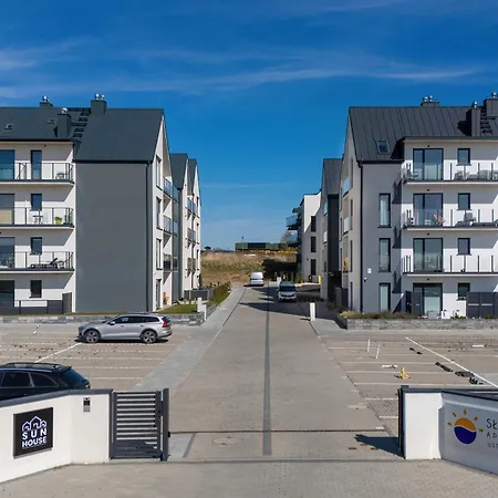 Klimatyzowany Z Balkonem I Parkingiem By Renters Apartamento